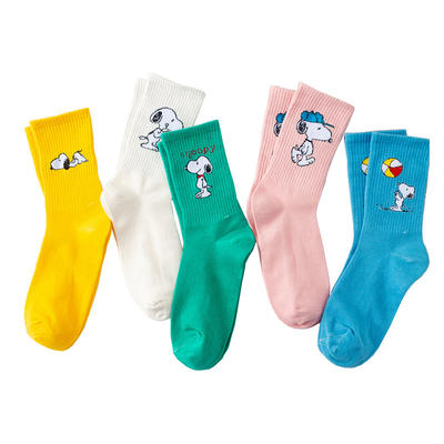 Women's Colored Crew Socks Custom Socks Manufacturer